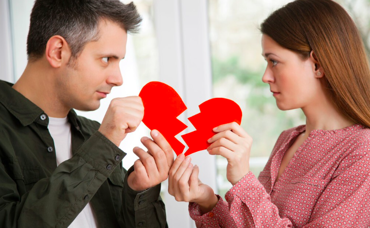 双鸭山离婚如何申请财产保全冻结对方账户